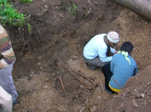En plena exhumación