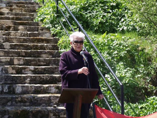 Hilda y su grito en Valdenoceda. Desgarrador.... Foto: Santos