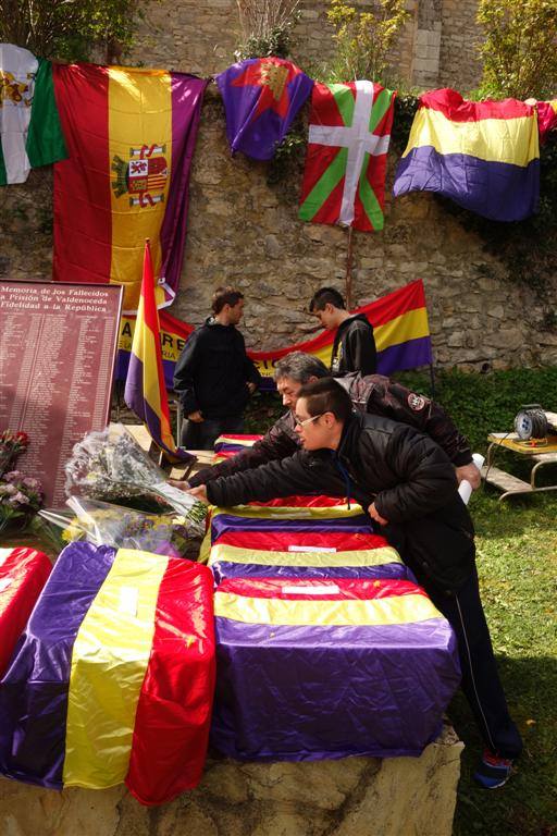 Ofrenda floral: Foto Jokin.