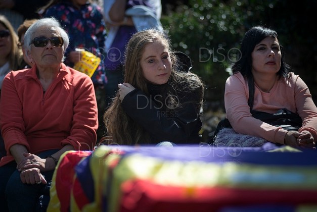 Todos pendientes. Foto: Alvaro Minguito